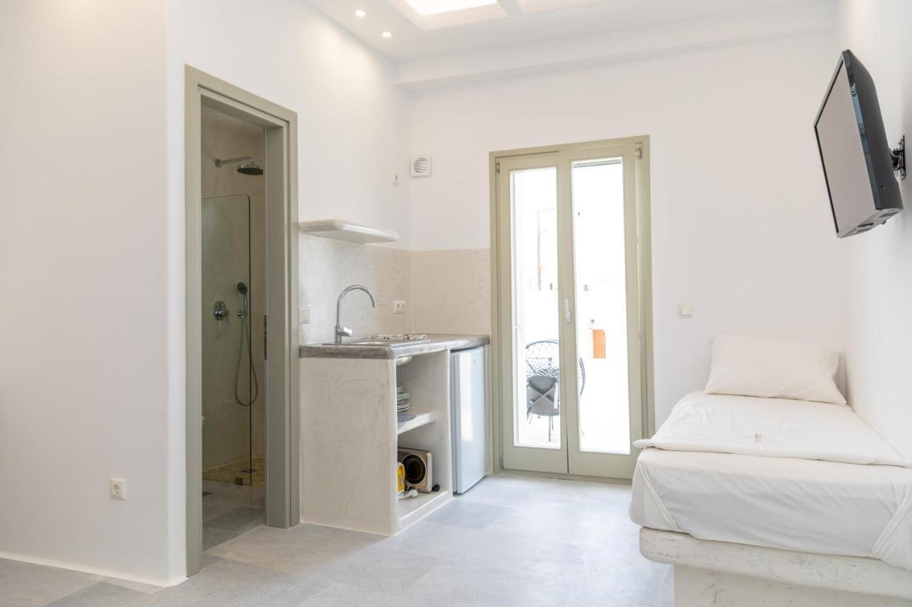 Depis Castle Renata Luxury Apartments Naxos City Екстер'єр фото