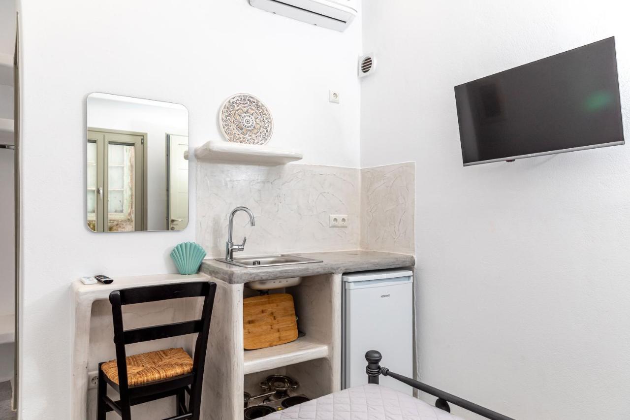 Depis Castle Renata Luxury Apartments Naxos City Екстер'єр фото