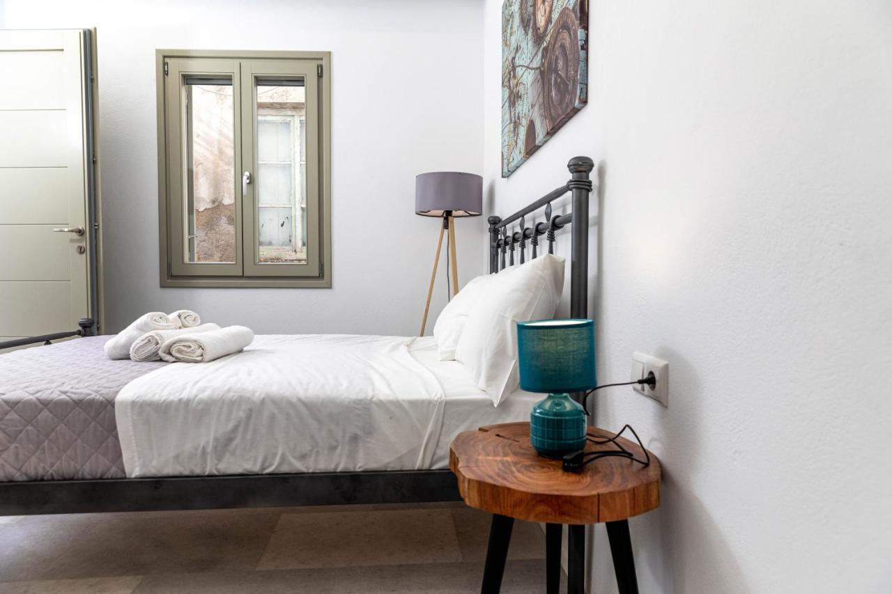 Depis Castle Renata Luxury Apartments Naxos City Екстер'єр фото